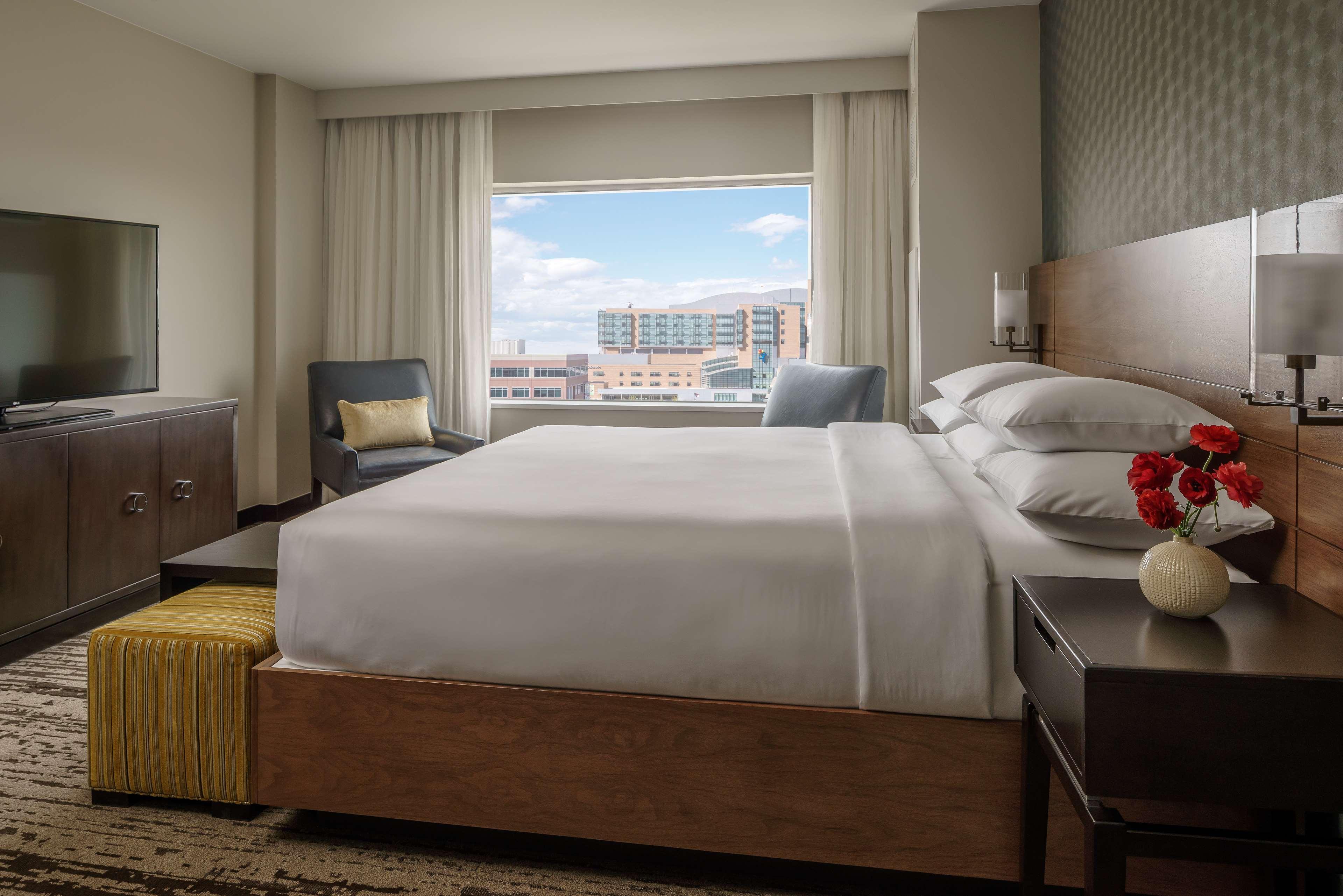 Hyatt Regency Aurora-Denver Conference Center Экстерьер фото