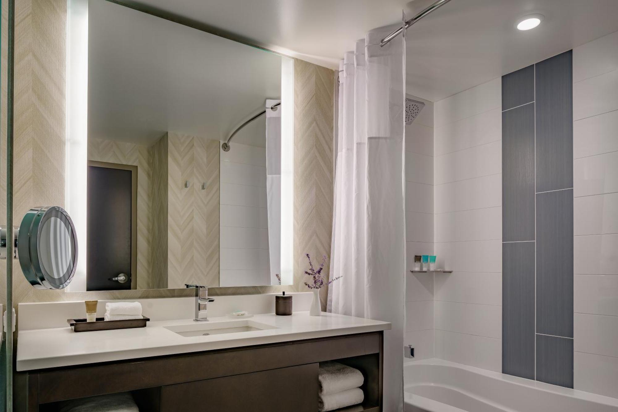 Hyatt Regency Aurora-Denver Conference Center Экстерьер фото