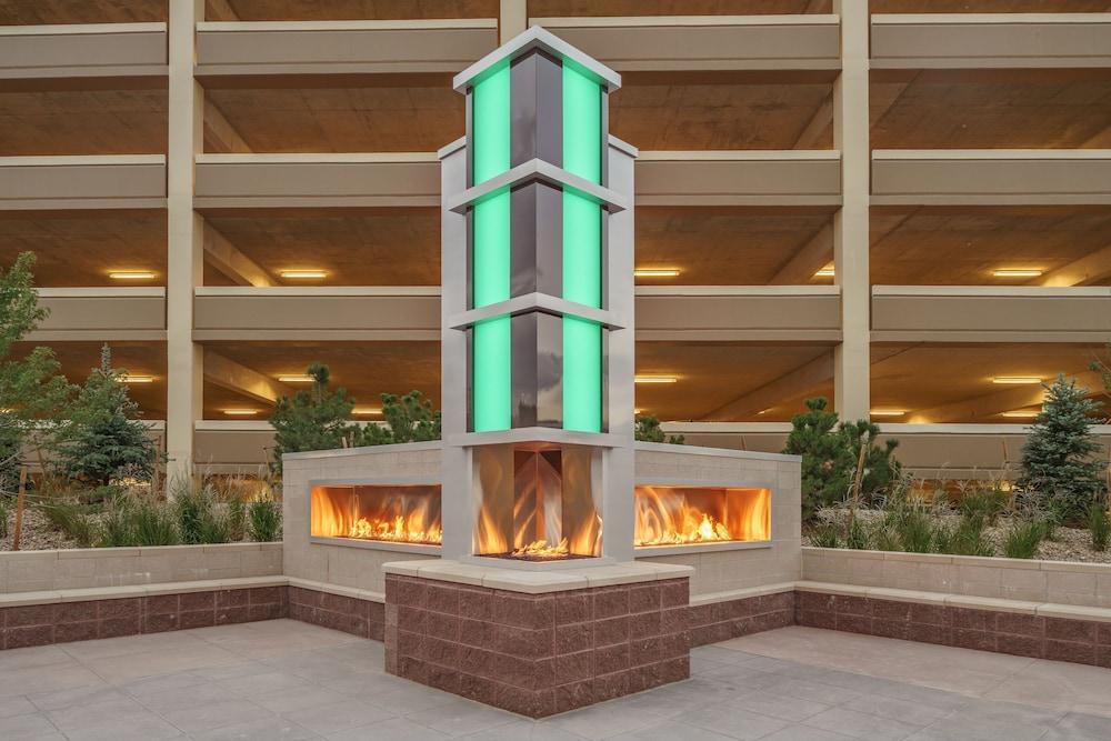 Hyatt Regency Aurora-Denver Conference Center Экстерьер фото